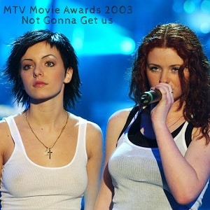 اجرای زنده tATu - Not Gonna Get Us MTV Movie Awards 2003 با زیرنویس