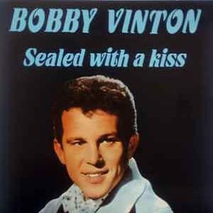 موزیک ویدیو Bobby Vinton - Sealed With A Kiss با زیرنویس