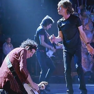اجرای زنده the Rolling Stones - Paint it Black live 2006 با زیرنویس