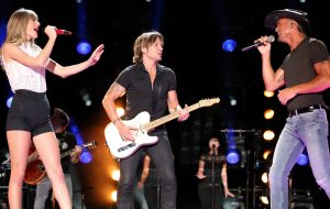 اجرای زنده Highway Don't Care از Tim McGraw و Taylor Swift با زیرنویس فارسی و انگلیسی