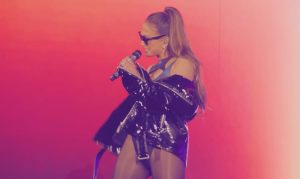 زیرنویس Jennifer Lopez and David Guetta - Save Me Tonight (Live @ Stade de France)